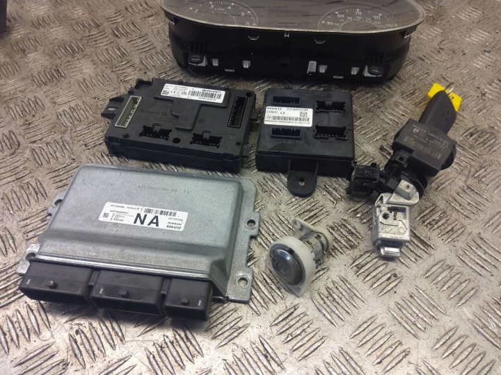 KIT DE DÉMARRAGE DACIA DUSTER II A2C38542500