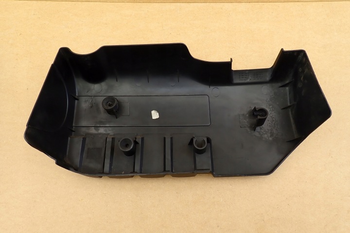 OPEL ASTRA H 04- PROTECTION COUVERCLE SUPÉRIEURE MOTEUR 55559813 OE