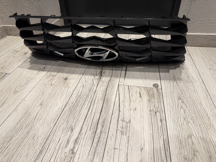 HYUNDAI TUCSON NX4E 23R GRILLE CALANDRE AVEC OSLONOM COURROIE ORIGINALE NEUF