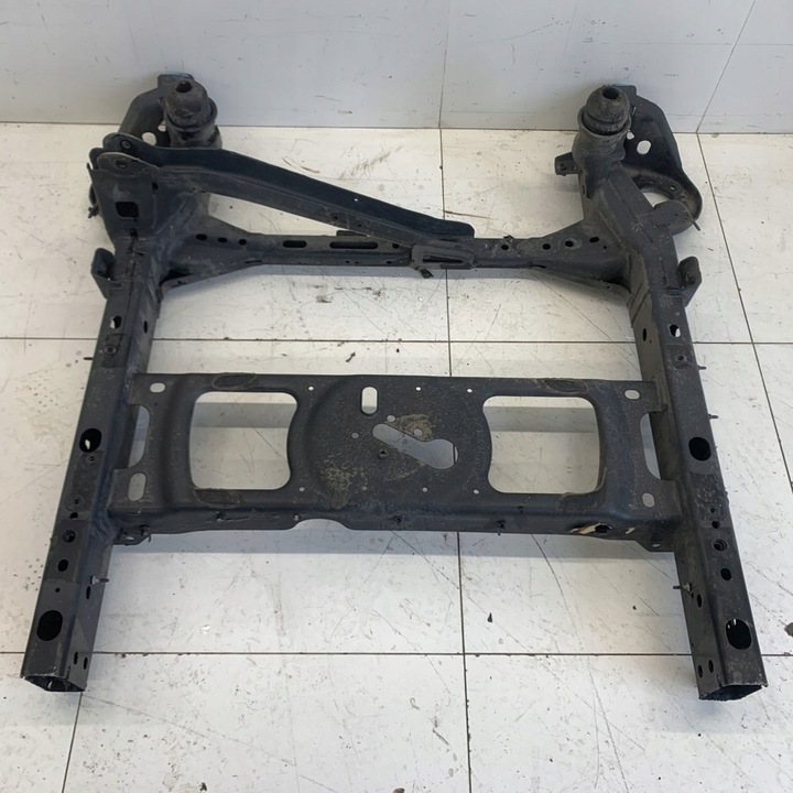 LARGUERO DERECHA / IZQUIERDA PARTE TRASERA PARTE TRASERA CUARTO SOPORTE BASTIDOR DODGE RAM V 1500 22R 