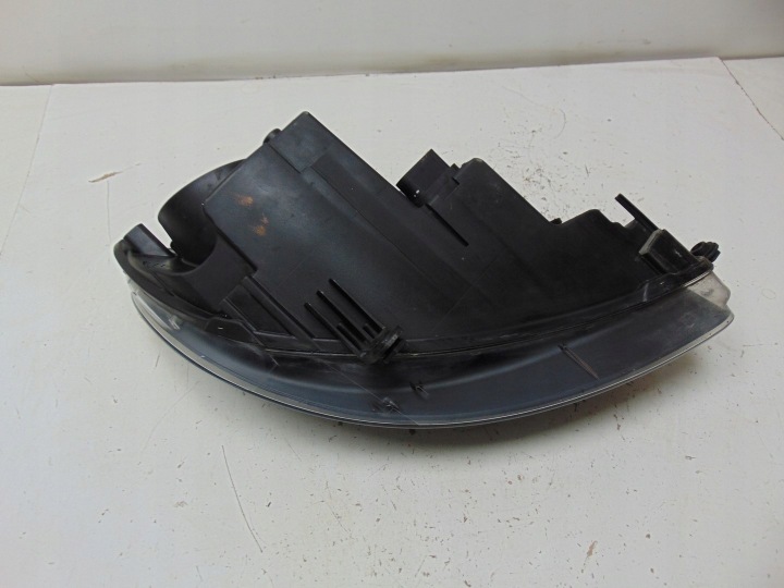 PHARE AVANT GAUCHE VW GOLF V+PLUS 5M1941005B