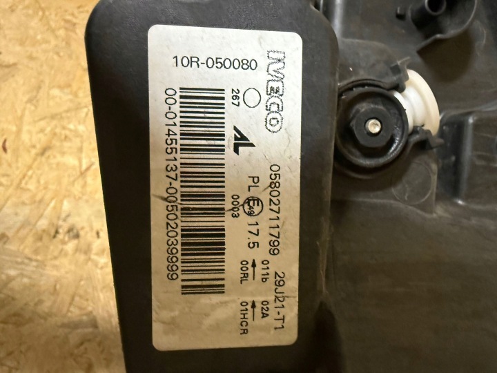 PROJECTEUR PHARE IVECO DAILY LIFT COMPLET LED 19- EUROPE
