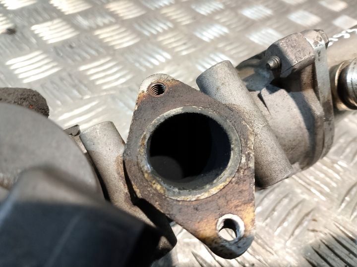 RADIATEUR GAZ D'ÉCHAPPEMENT EGR FORD C-MAX I 1 2.0 TDCI 9645689780 875816W VALEO