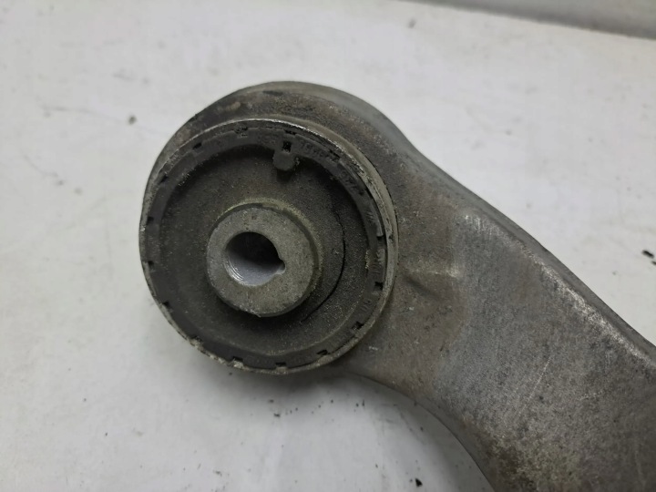 BMW 7 G11 G12 2016 GAUCHE CÔTÉ BRAS DE SUSPENSION