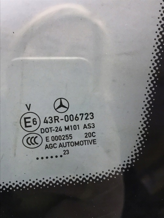 MERCEDES GLA II H247 VITRE CARROSSERIE DROIT ARRIÈRE TRIANGLE 2476706000