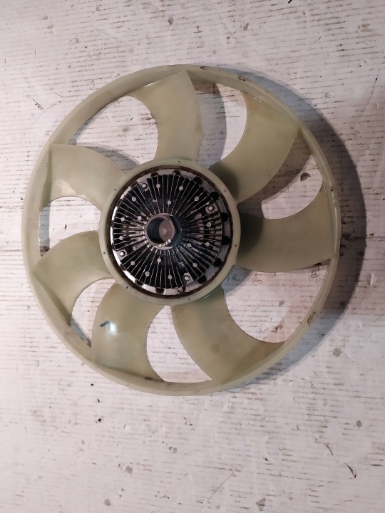 FORD TRANSIT MK8 VENTILATEUR HÉLICE POMPE À EAU GK31-8C617-BA