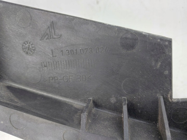 GLISSIÈRE FIXATION PHARES GAUCHE AVANT 1301073024 BMW X3 E83