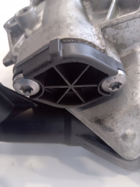 RADIATEUR HUILES SUPPORT MERCEDES C W204 E W212