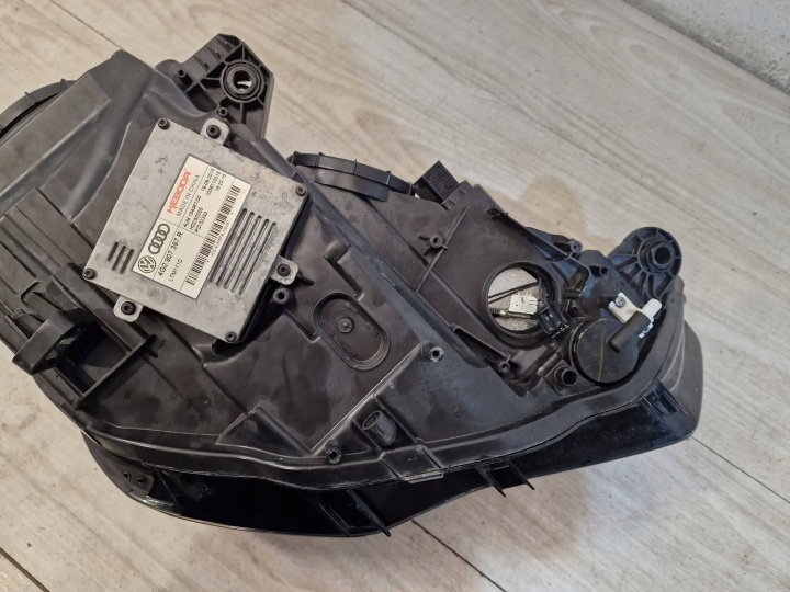 PHARE GAUCHE AUDI A3 8V BIXENON 8V0941043L
