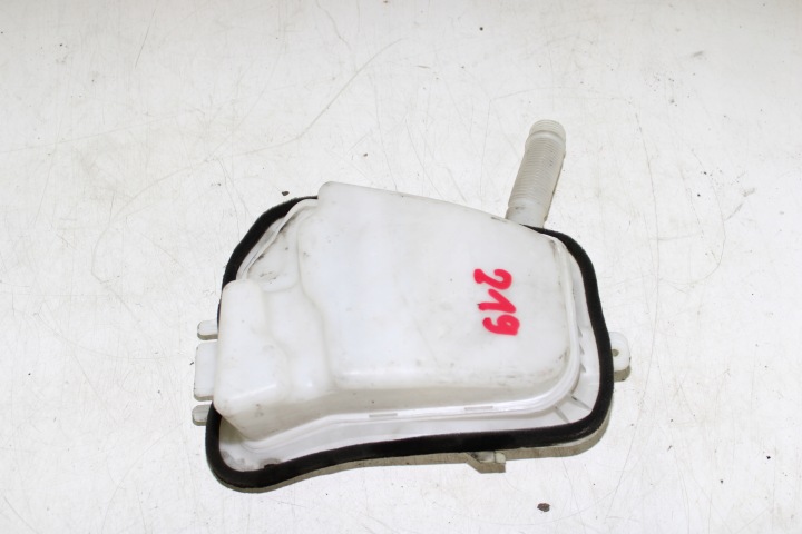 RÉSERVOIR RÉSERVOIR LAVE-GLACES BMW E46 8362808