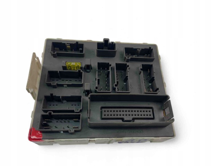 BOÎTE FUSIBLES FORD FOCUS (DAW, DBW) 518783402 32100549 2005