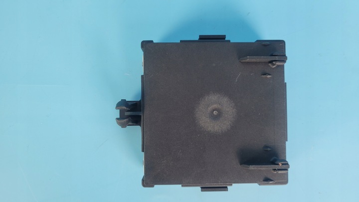 MERCEDES W206 MODULE CONTRÔLEUR PORTES A2069004717