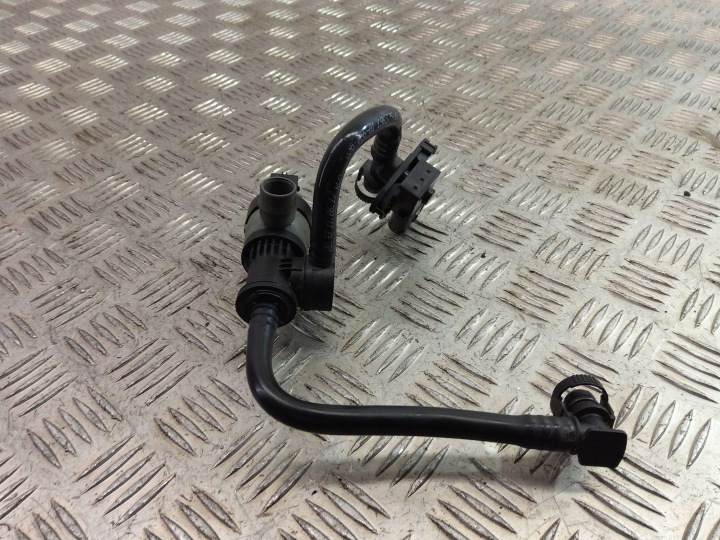BMW 3 F30 F35 F31 2014 SOUPAPE PRESSION