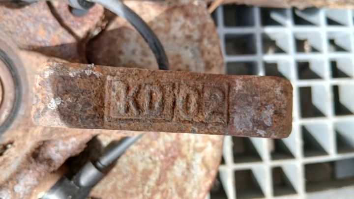 ROTULE DE DIRECTION DROITE AVANT VOLVO V40 S40