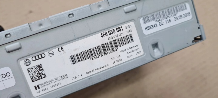 A6 C6 LIFT MODULE SYNTONISEUR RADIO 4F0035061