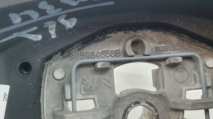PEUGEOT RCZ 1.6 XDI 965984658B VOLANT