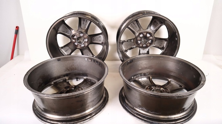 JEEP GRAND CHEROKEE WK2 JANTES ALUMINIUM 20X8.0 1WQ09TRMAB