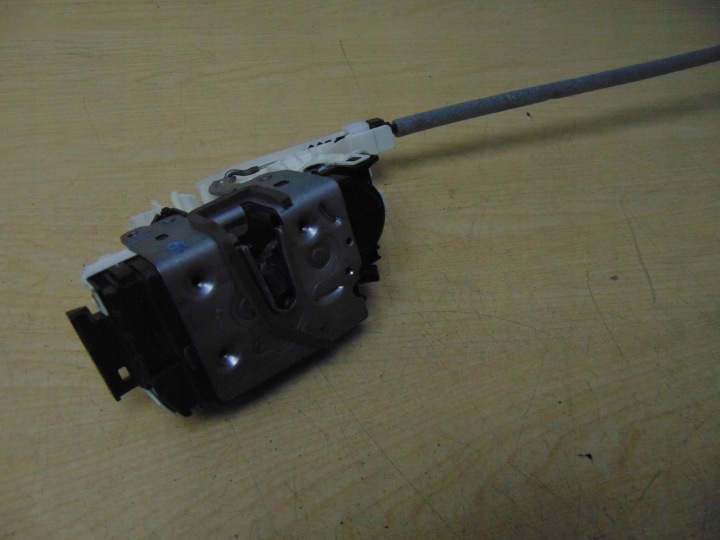 SERRURE GAUCHE ARRIÈRE MERCEDES W176 4 W117 BROCHES EUROPE