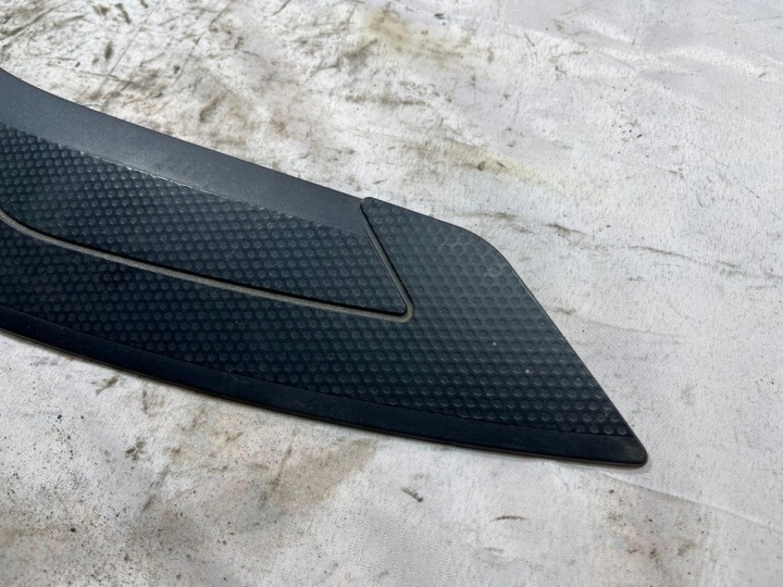 YAMAHA FZ8 10-15 PLASTIQUE REMPLISSAGE PROTECTION