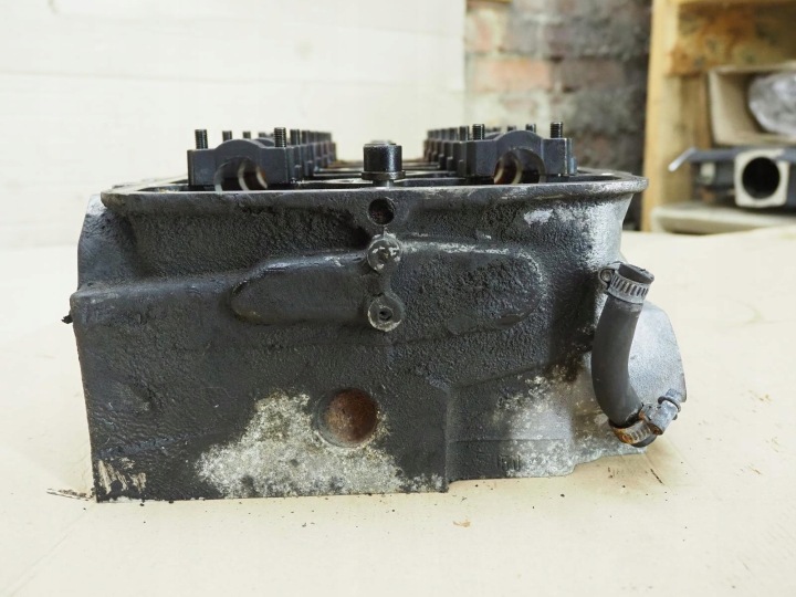 CULASSE W12 6.0 DROITE 07C103374Q AUDI A8 D3 W12