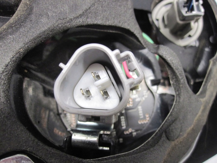 MAZDA 6 III GJ 2.2 D 16R PHARE GAUCHE ARRIÈRE ARRIÈRE GJE8-51160
