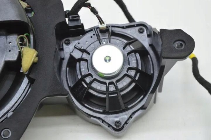 15524409 HAUT-PARLEUR AVANT GAUCHES PORTES