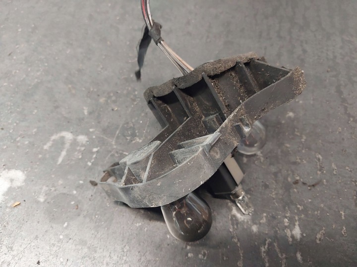 DOUILLE D'AMPOULE ARRIÈRE GAUCHE VOLKSWAGEN GOLF V BERLINE COMPACTE 89031796