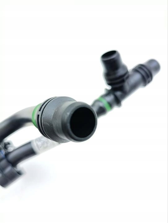 TUYAU LIQUIDE REFROIDISSEMENT JEEP GRAND CHEROKEE V 2022 68475416AB