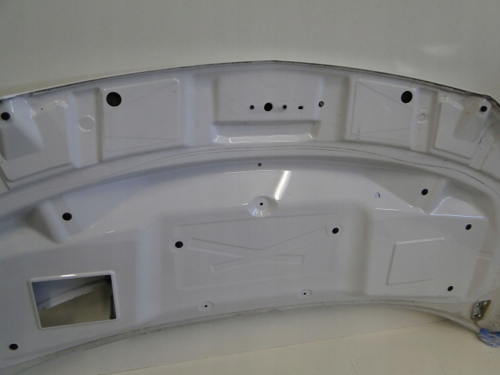 MERCEDES CAPOT COUVERCLE MOTEUR BLANCHE 147 SPRINTER W907 907 W910 910