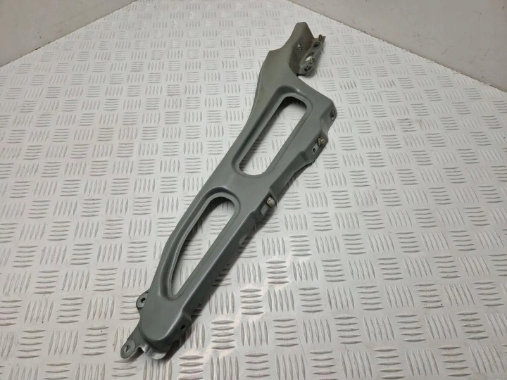 FIXATION AVANT GAUCHE GARDE-BOUE RENAULT GRAND SCÉNIC IV (R9_)