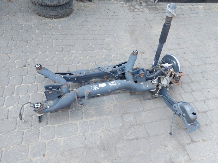DEMI-ARBRE GAUCHE ARRIÈRE AUDI Q3 VW TIGUAN 5N0 SKODA SEAT 1K0501203F