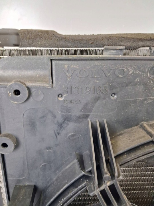 ENSEMBLE RADIATEURS VOLVO V40 31319165