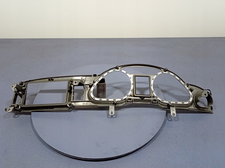 AUDI A6 C6 CHÂSSIS PROTECTION TABLEAU DE BORD CONSOLES EUROPE 4F1857115B
