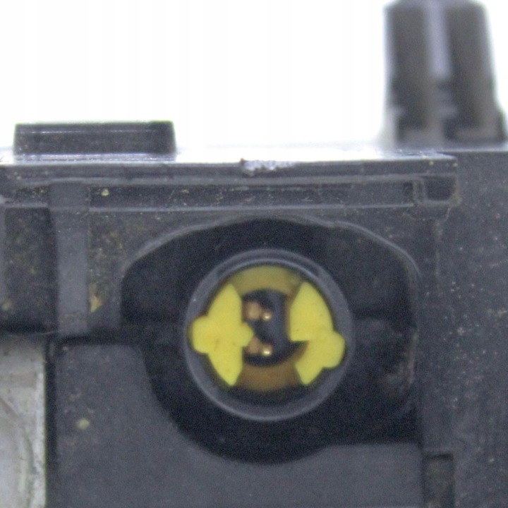 SERRE-CÂBLE PYROTECHNIQUE MERCEDES-BENZ GL X166 A1665402450