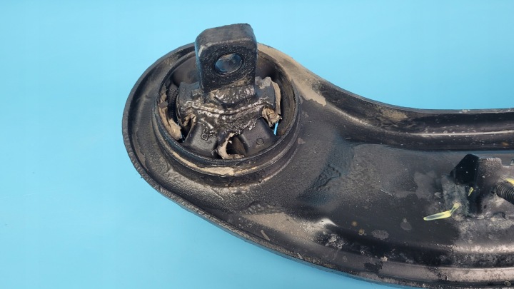 HYUNDAI TUCSON IV 22R BRAS DE SUSPENSION DROIT ARRIÈRE 55271-R2000
