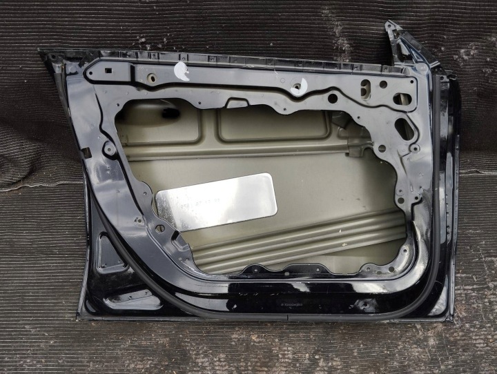 MERCEDES CLA A118 W118 118 C118 PORTES GAUCHE AVANT A1187220700