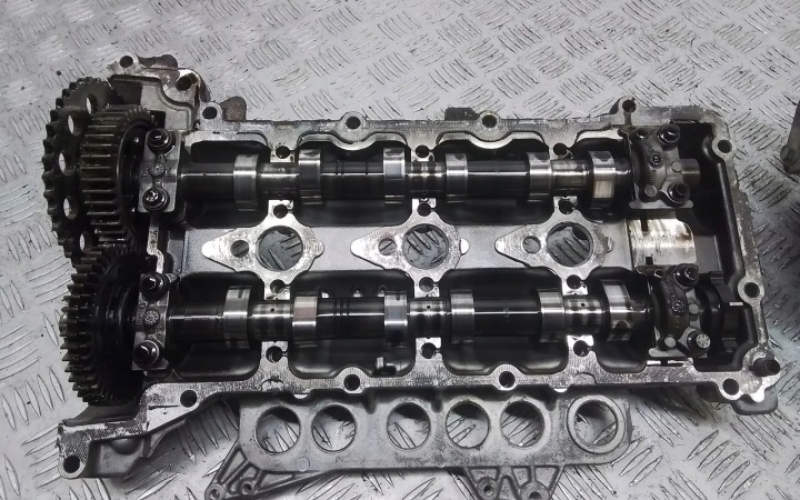 CULASSE MOTEUR NISSAN NP300 NAVARA (D40) 8200871992 3.0L DIESEL 170KW 2013