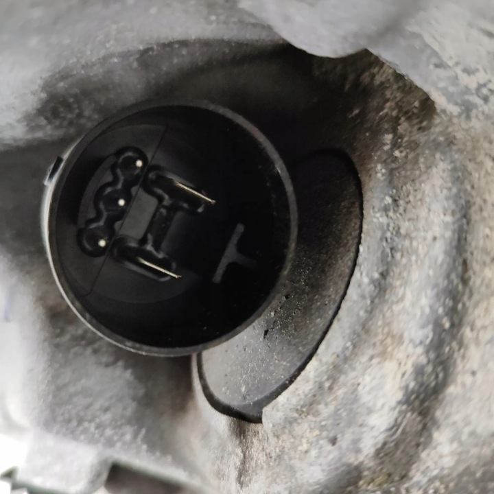 MERCEDES-BENZ OE A7252713101