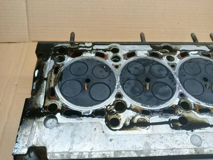 AUDI A4 B8 2.0 TDI CGLC LIFT CULASSE MOTEUR COMPLÈTE 03L103373J