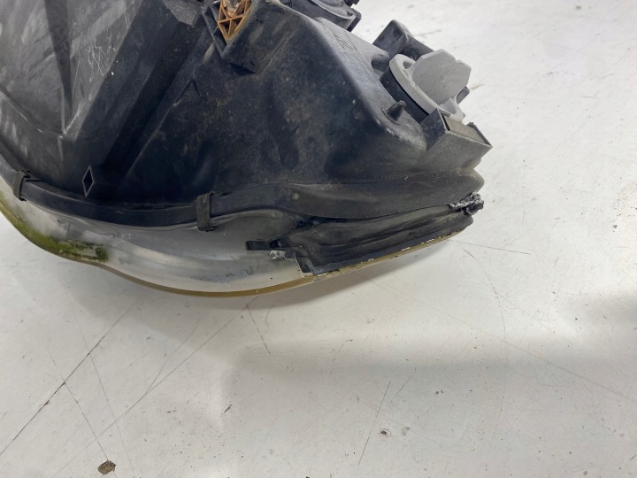 PHARE DROIT AVANT DROITE AVANT AUDI A4 B7 EUROPE