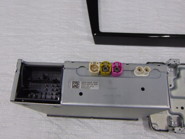 PASSAT B8 NAVIGATION LIFT 22R 5G6919606C 3G5035882D