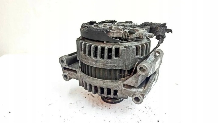 ALTERNATEUR MERCEDES-BENZ E (W211) 0121715029 34316782 2.2L 2008