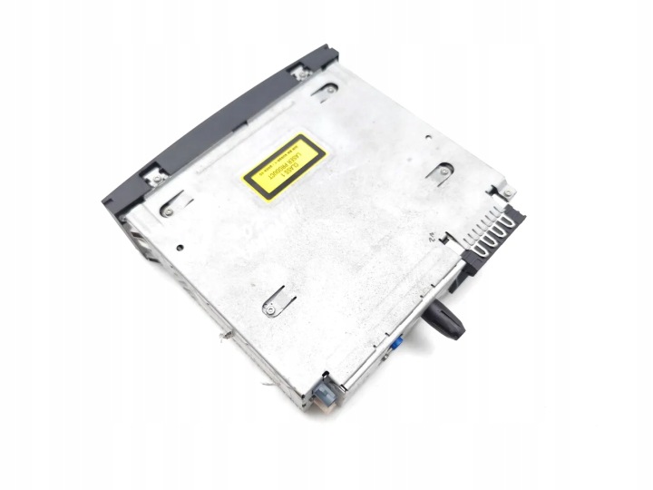 PEUGEOT 3008 RADIO CD PLAYER. 2009 MPV 4/5DR 96661984XT (09-16) 1.6 THP