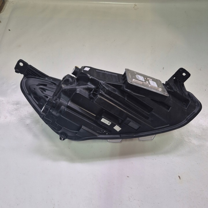 PHARE GAUCHE AVANT FORD FOCUS MK4 COMPLET LED JX7B-13E015-CE