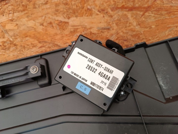 285324GA0A MODULE ORDINATEUR PROTECTION TABLEAU DE BORD CHÂSSIS INFINITI Q50