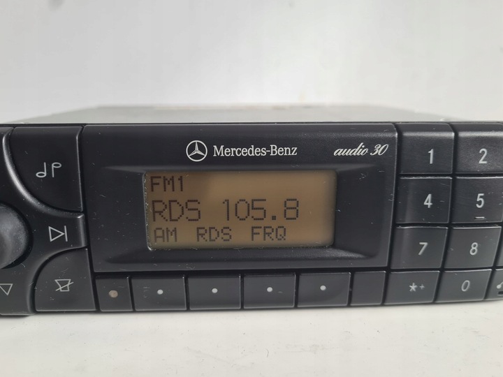 RADIO BECKER 30 MERCEDES W124 190 W202 W210 SLK CLK W140 208 R170 R129 CÓDIGO 