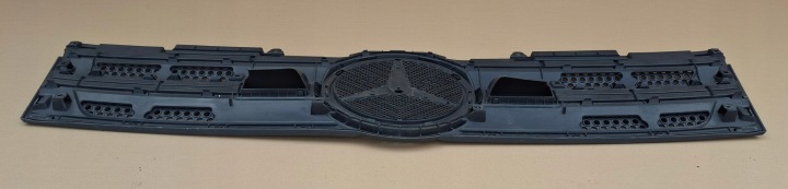 MERCEDES ACTROS MP4 CALANDRE CALANDRE CAPOT AVANT A9607500318