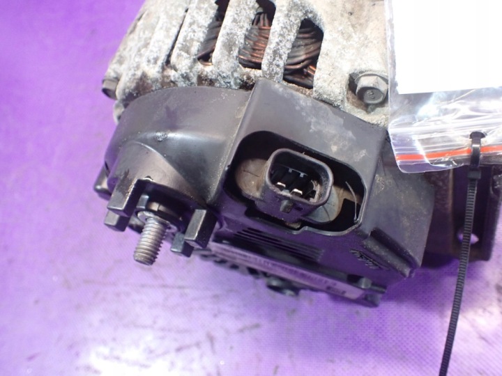 OPEL ASTRA J 11-20 1,6 CDTI B16DTH ALTERNATEUR 2618063A 13586366 140A