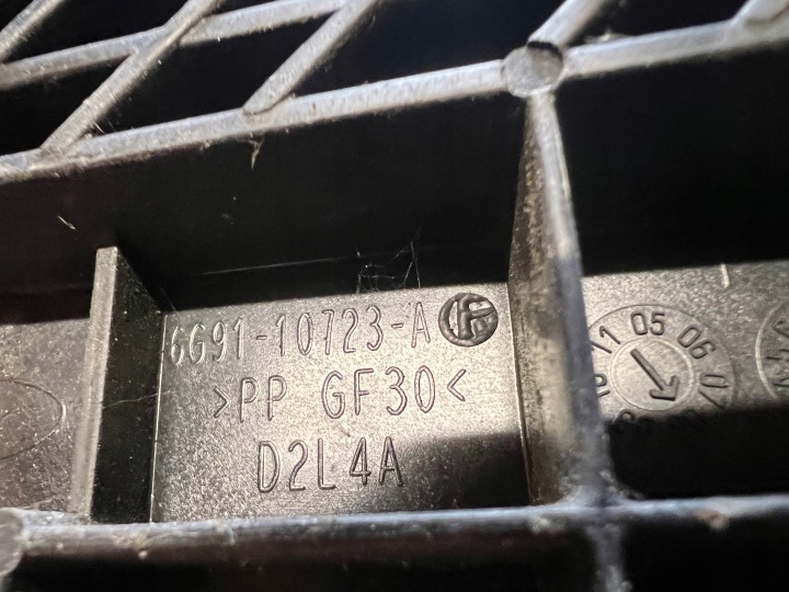 CHÂSSIS SUPPORT BATTERIE FORD MONDEO MK4
