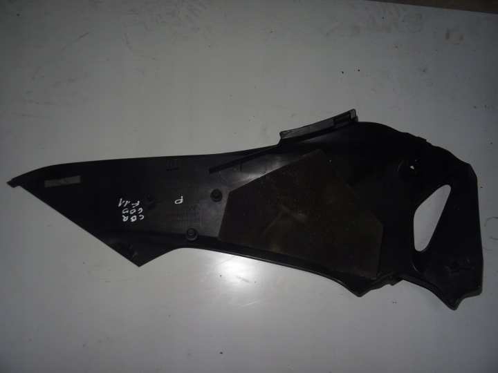 HONDA CBR 600 F PC41 11R DÉFLECTEUR D'AIR DROITE COLLECTEUR PROTECTION REMPLISSAGE